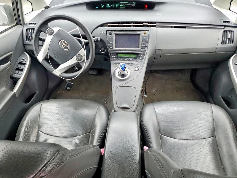Photo 8 from auction – 2010 TOYOTA PRIUS with VIN JTDKN3DU4A1267775