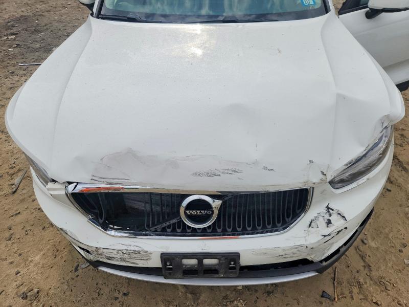 Photo 11 from auction – 2020 VOLVO XC40 with VIN YV4162UK6L2223076