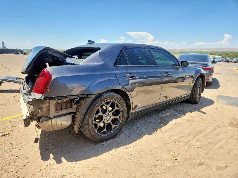 Photo 3 from auction – 2020 CHRYSLER 300 with VIN 2C3CCAGG8LH154733