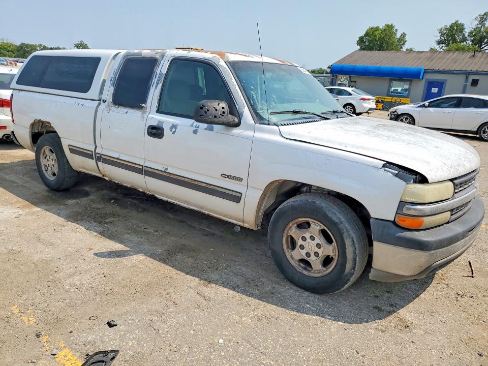 Снимка 4 от търг – 1999 CHEVROLET SILVERADO с VIN 2GCEC19T2X1160394