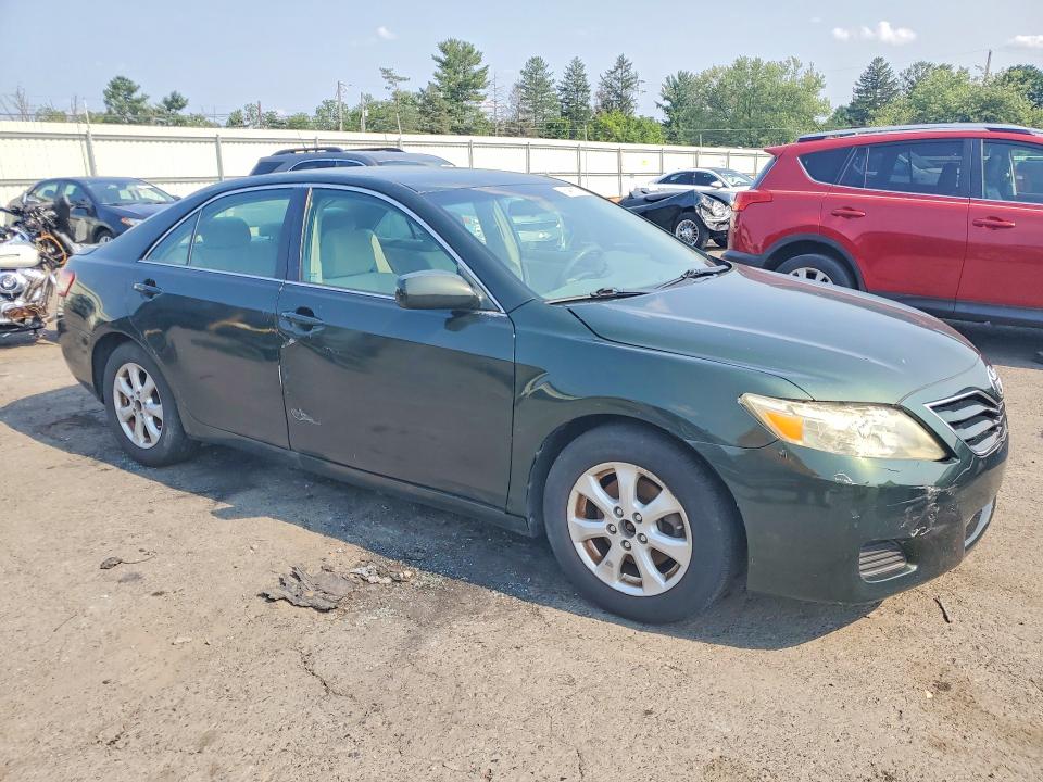 Photo 4 from auction – 2011 TOYOTA CAMRY with VIN 4T1BF3EKXBU625659
