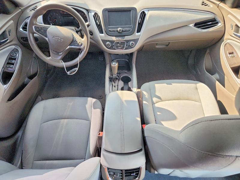Photo 8 from auction – 2017 CHEVROLET MALIBU with VIN 1G1ZE5ST6HF242628