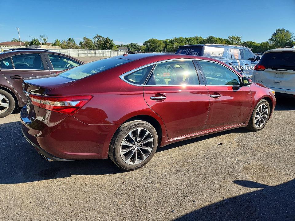 Photo 3 from auction – 2017 TOYOTA AVALON with VIN 4T1BK1EB5HU254032