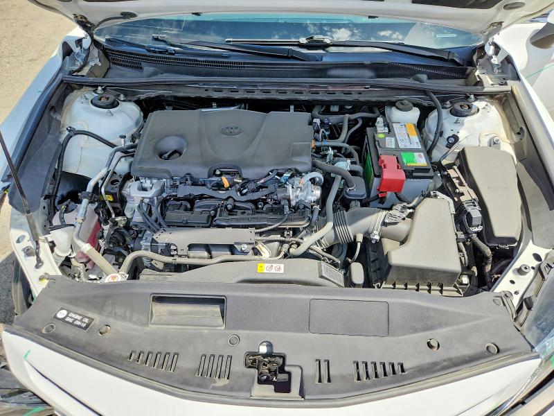 Photo 11 from auction – 2022 TOYOTA CAMRY with VIN 4T1G11AK3NU052896