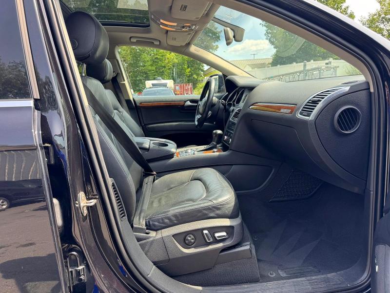Zdjęcie 9 z aukcji – 2015 AUDI Q7 z VIN WA1LGAFEXFD028708