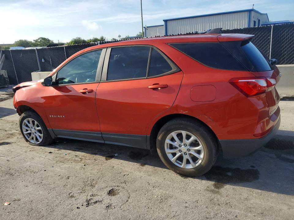 Photo 2 from auction – 2020 CHEVROLET EQUINOX with VIN 2GNAXHEV6L6144495