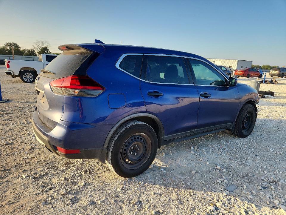 Photo 3 from auction – 2018 NISSAN ROGUE with VIN KNMAT2MT0JP573887