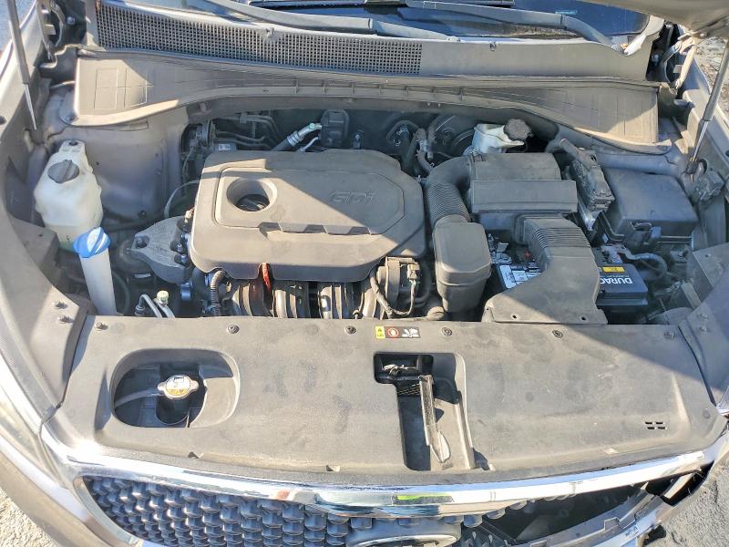 Photo 12 from auction – 2016 KIA SORENTO with VIN 5XYPG4A30GG104731
