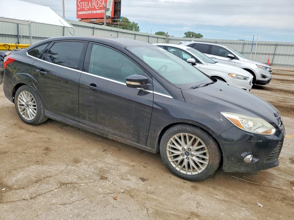 Photo 4 from auction – 2012 FORD FOCUS with VIN 1FAHP3H27CL477958