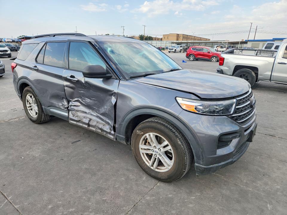 Снимка 4 от търг – 2022 FORD EXPLORER с VIN 1FMSK7DH6NGA06701