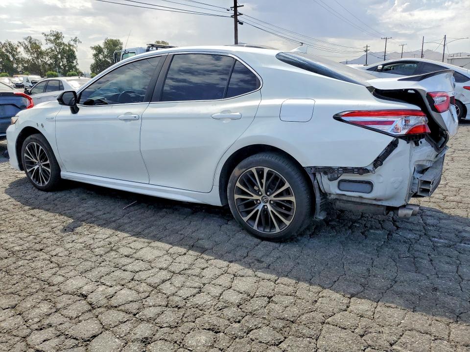 Photo 2 from auction – 2020 TOYOTA CAMRY with VIN 4T1G31AK9LU524302