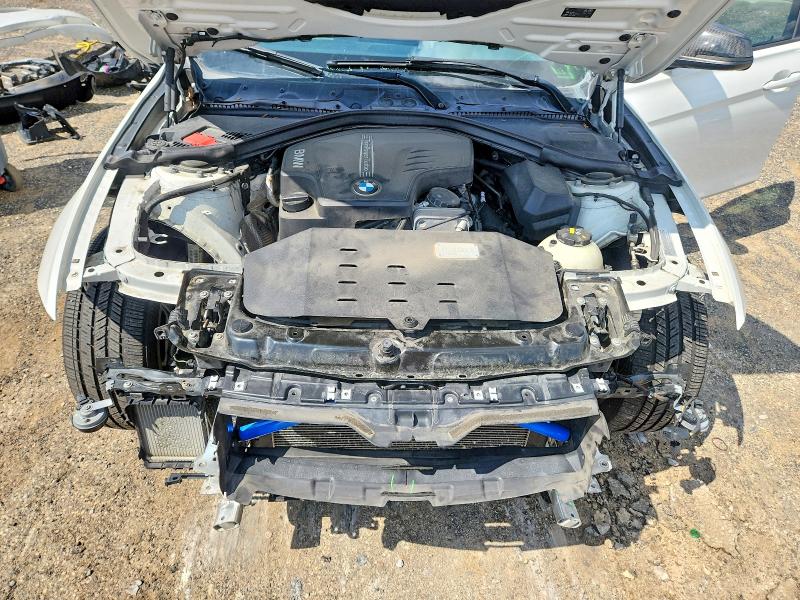 Photo 11 from auction – 2015 BMW 328 with VIN WBA3B3C53FF548934