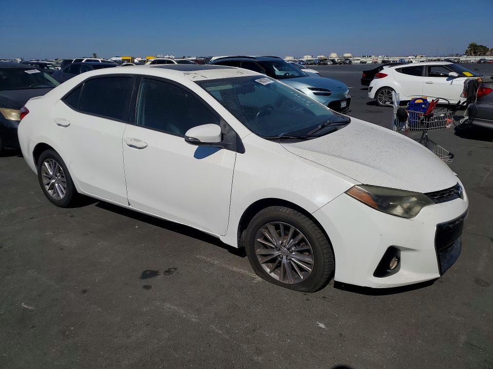 Photo 4 from auction – 2014 TOYOTA COROLLA with VIN 5YFBURHE7EP108100
