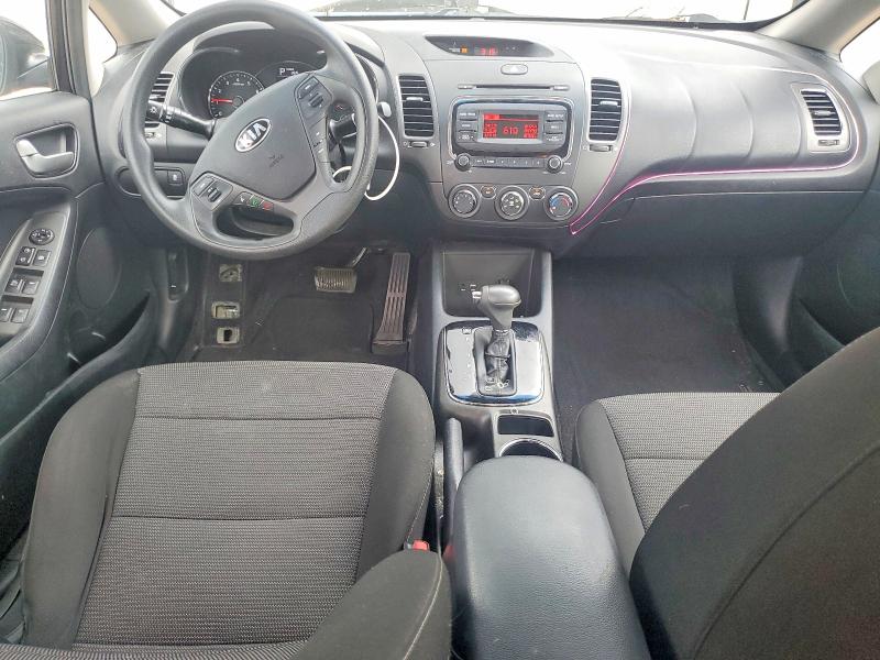 Photo 8 from auction – 2017 KIA FORTE with VIN 3KPFK4A70HE146635