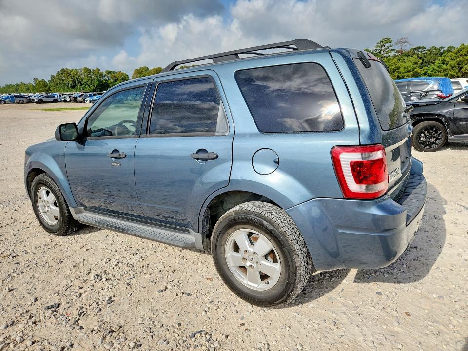 Foto 2 de la subasta – 2011 FORD ESCAPE con VIN 1FMCU0DG9BKB13103