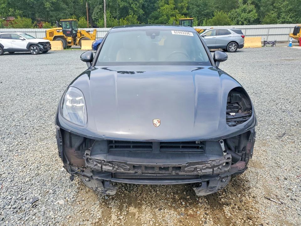 Photo 5 from auction – 2020 PORSCHE MACAN with VIN WP1AA2A54LLB00496