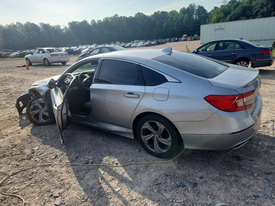 Photo 2 from auction – 2018 HONDA ACCORD with VIN 1HGCV1F41JA099455