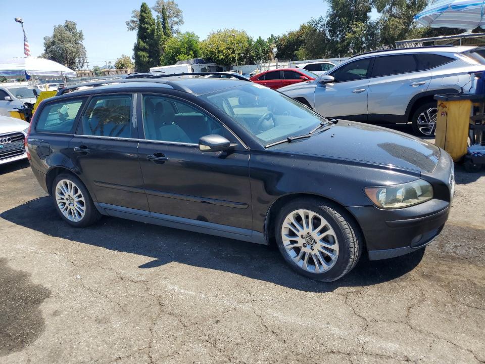 Photo 4 from auction – 2005 VOLVO V50 with VIN YV1MW390552094967