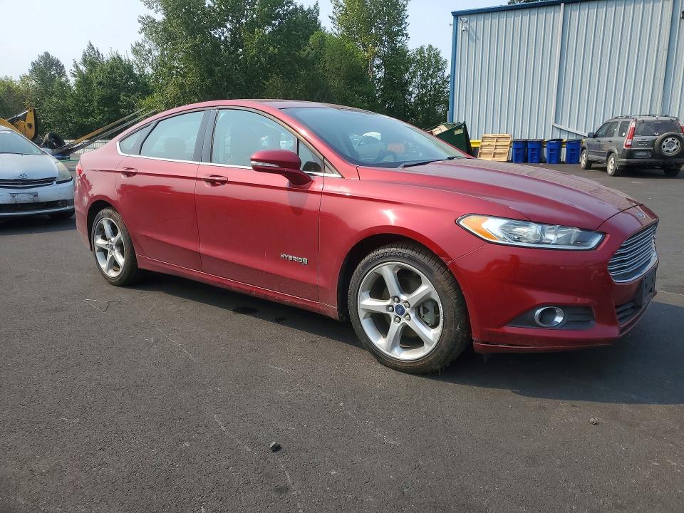 Photo 4 from auction – 2014 FORD FUSION with VIN 3FA6P0LU6ER158988