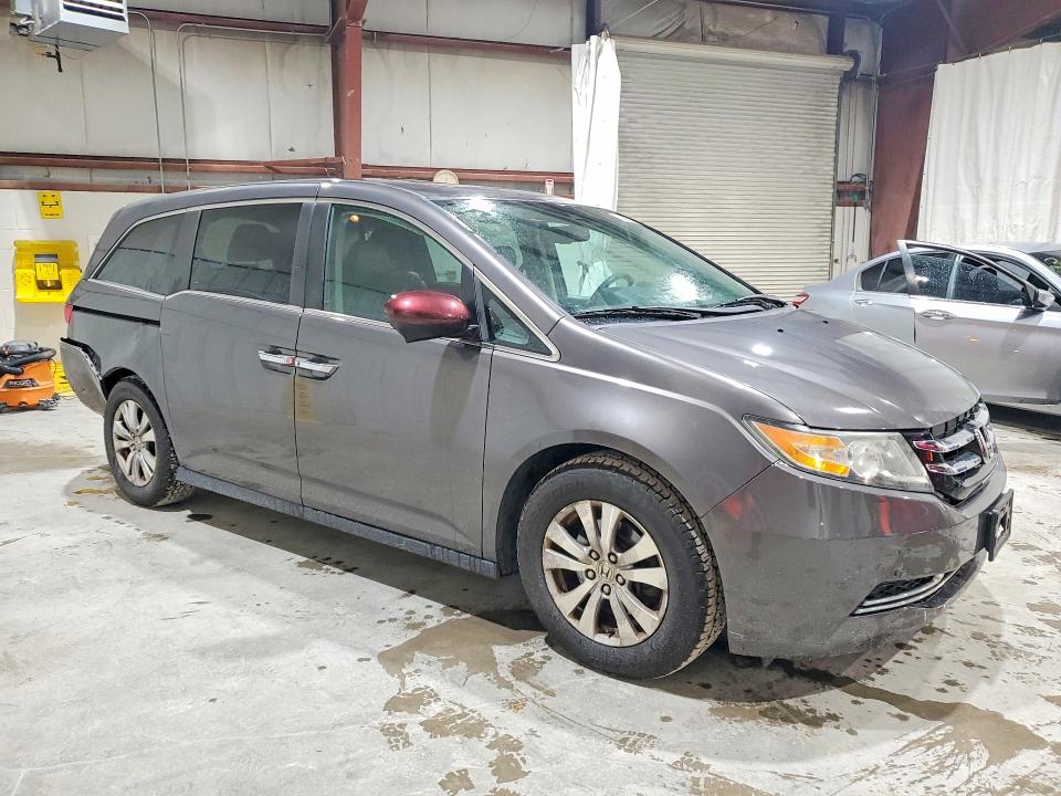 Photo 4 from auction – 2015 HONDA ODYSSEY with VIN 5FNRL5H64FB098075