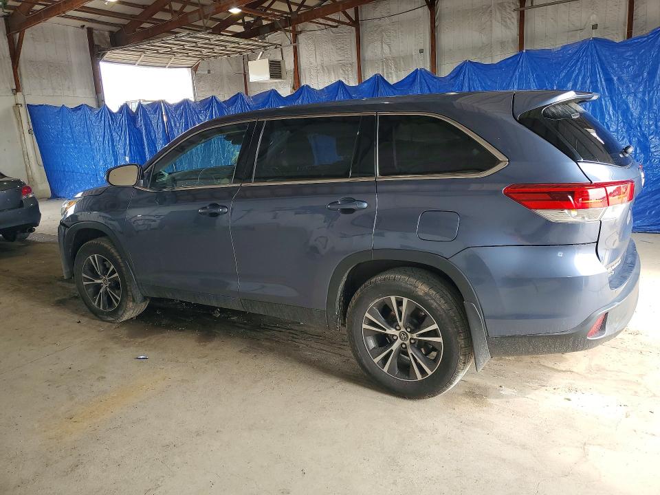 Снимка 2 от търг – 2019 TOYOTA HIGHLANDER с VIN 5TDZARFH0KS054582