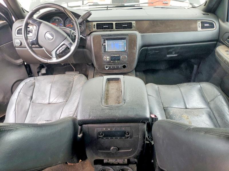 Photo 8 from auction – 2008 CHEVROLET TAHOE with VIN 1GNFC13028J226038
