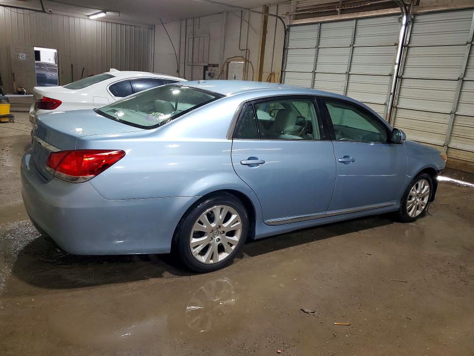 Photo 3 from auction – 2011 TOYOTA AVALON with VIN 4T1BK3DB4BU433375