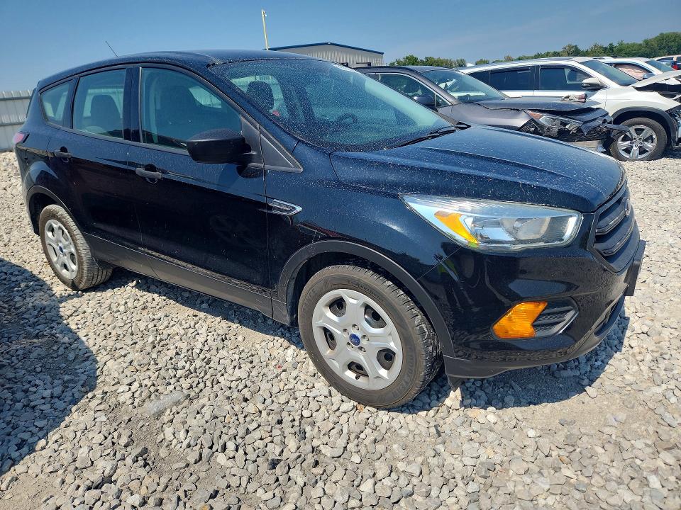 Photo 4 from auction – 2017 FORD ESCAPE with VIN 1FMCU0F77HUD44513