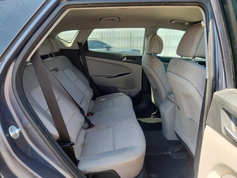 Photo 11 from auction – 2017 HYUNDAI TUCSON with VIN KM8J3CA40HU592188