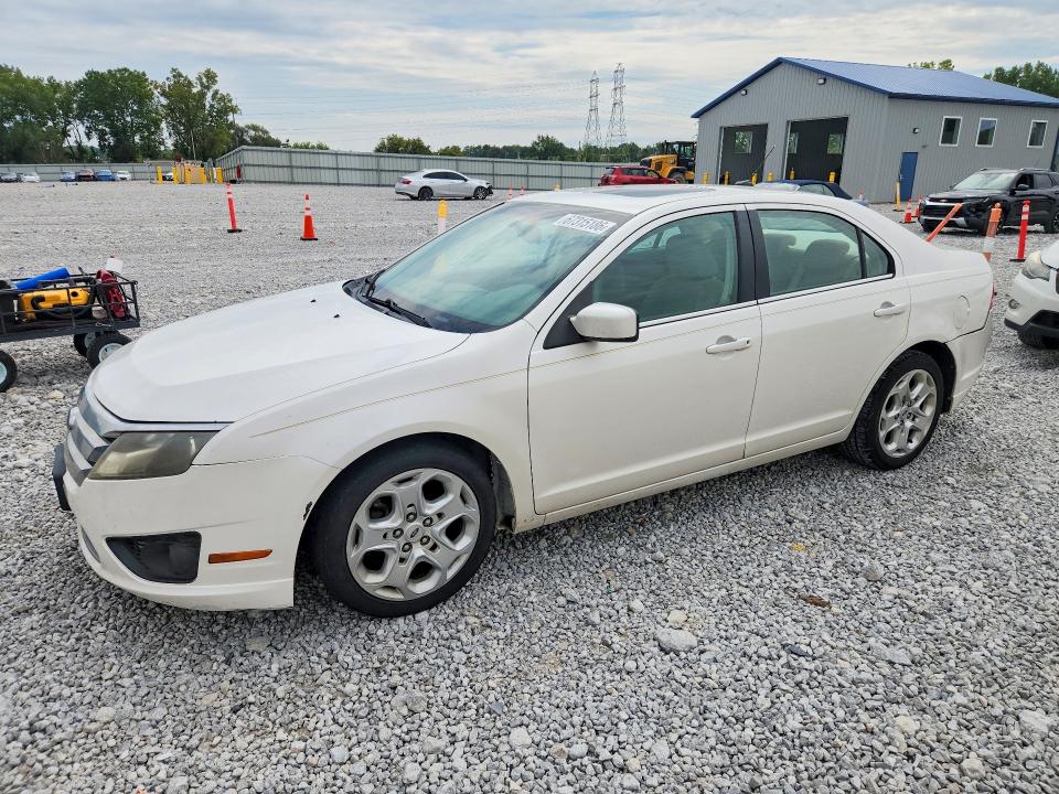 FORD FUSION 2010 with VIN 3FAHP0HA2AR249242 - Photo from auction