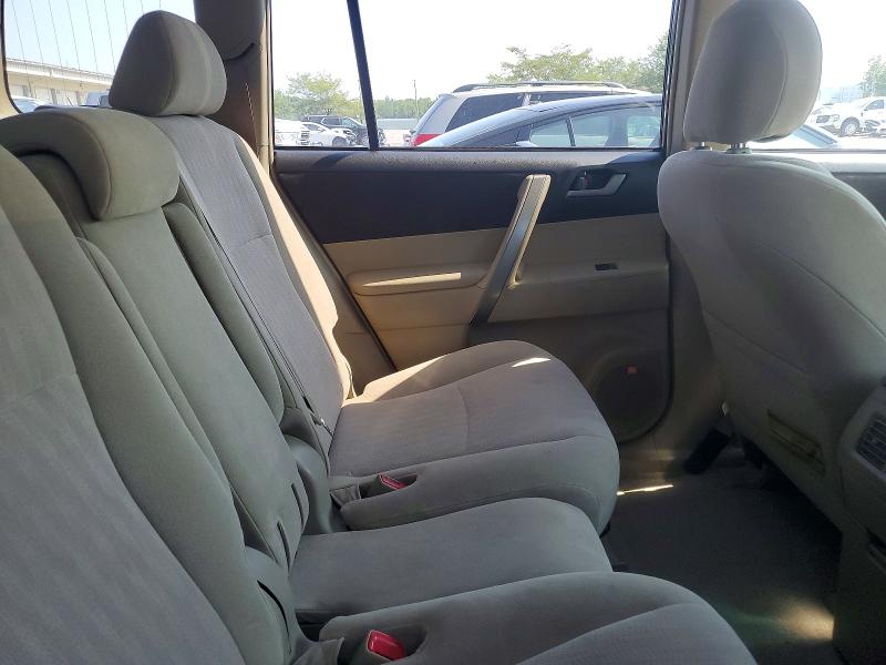 Photo 11 from auction – 2008 TOYOTA HIGHLANDER with VIN JTEDS43AX82037107