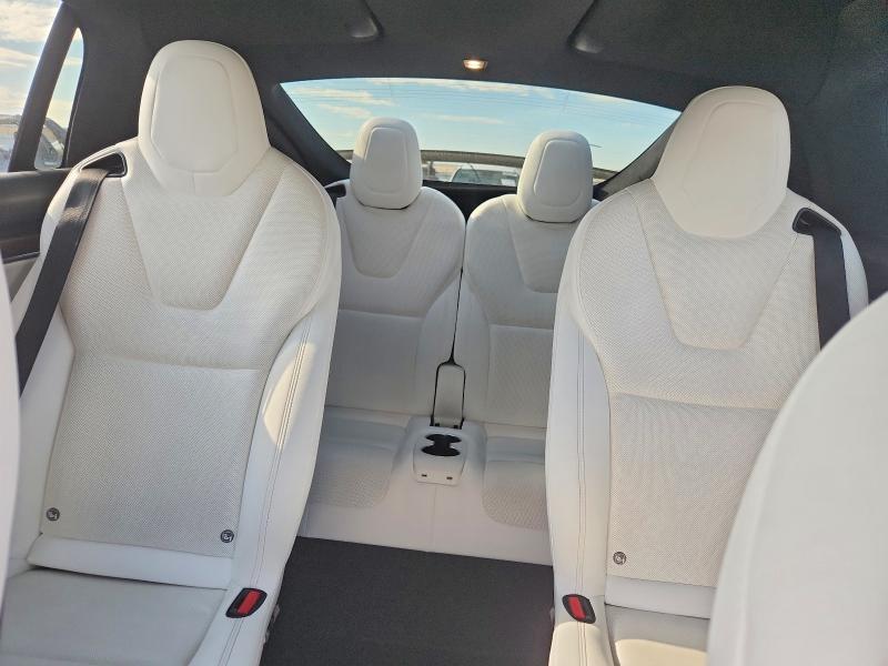 Photo 10 from auction – 2023 TESLA MODEL X with VIN 7SAXCBE55PF370400