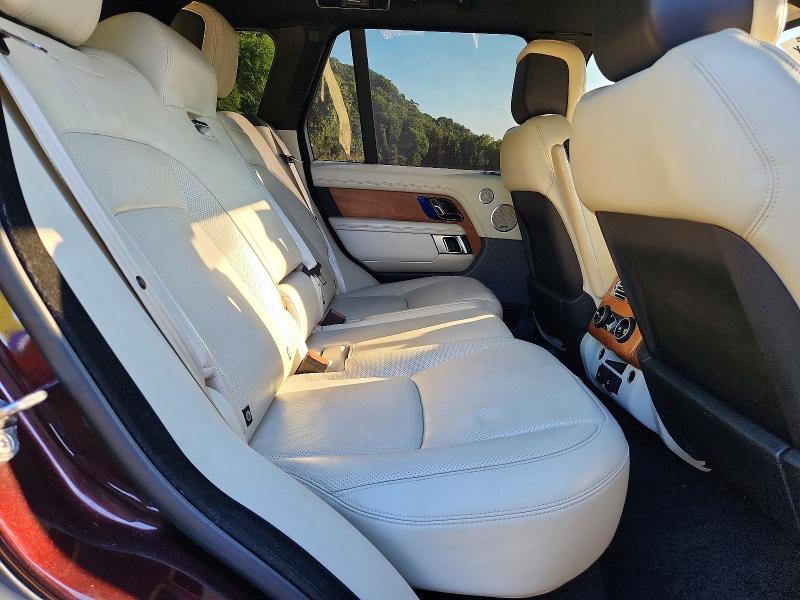 Photo 11 from auction – 2019 LAND ROVER RANGE ROVER with VIN SALGS2SV5KA538177