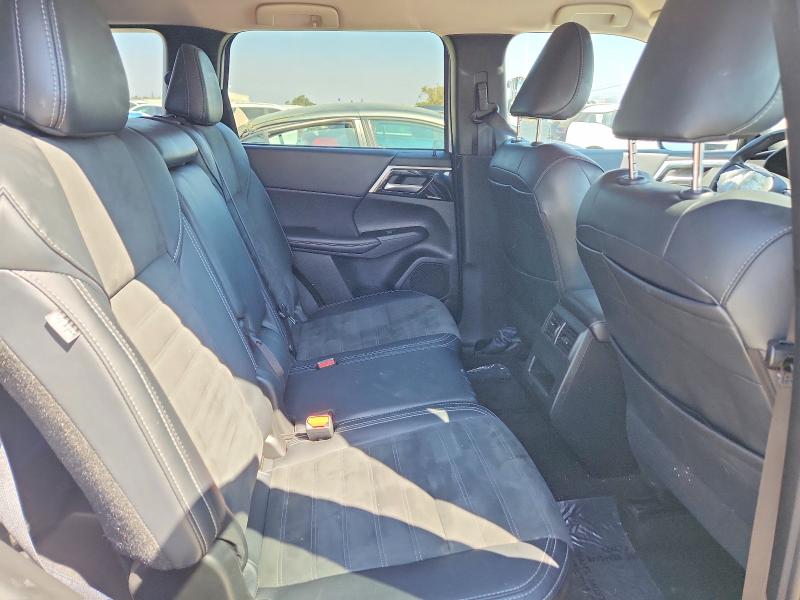 Photo 11 from auction – 2024 MITSUBISHI OUTLANDER with VIN JA4J4VA85RZ069604