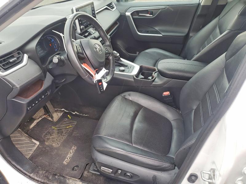 Photo 7 from auction – 2019 TOYOTA RAV4 with VIN 2T3DWRFVXKW025185