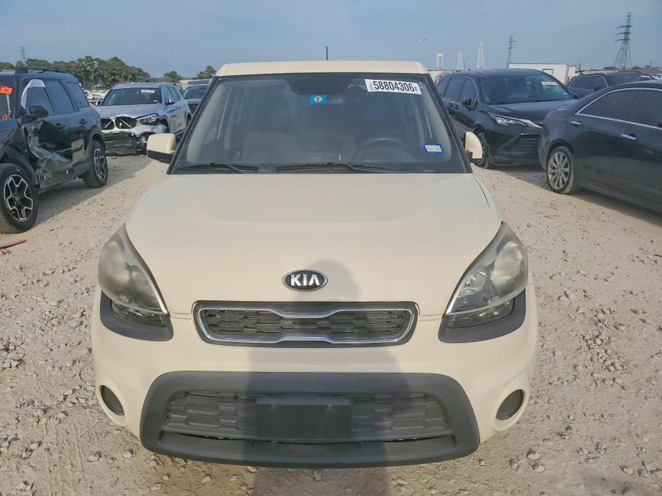 Zdjęcie 5 z aukcji – 2013 KIA SOUL z VIN KNDJT2A50D7761710
