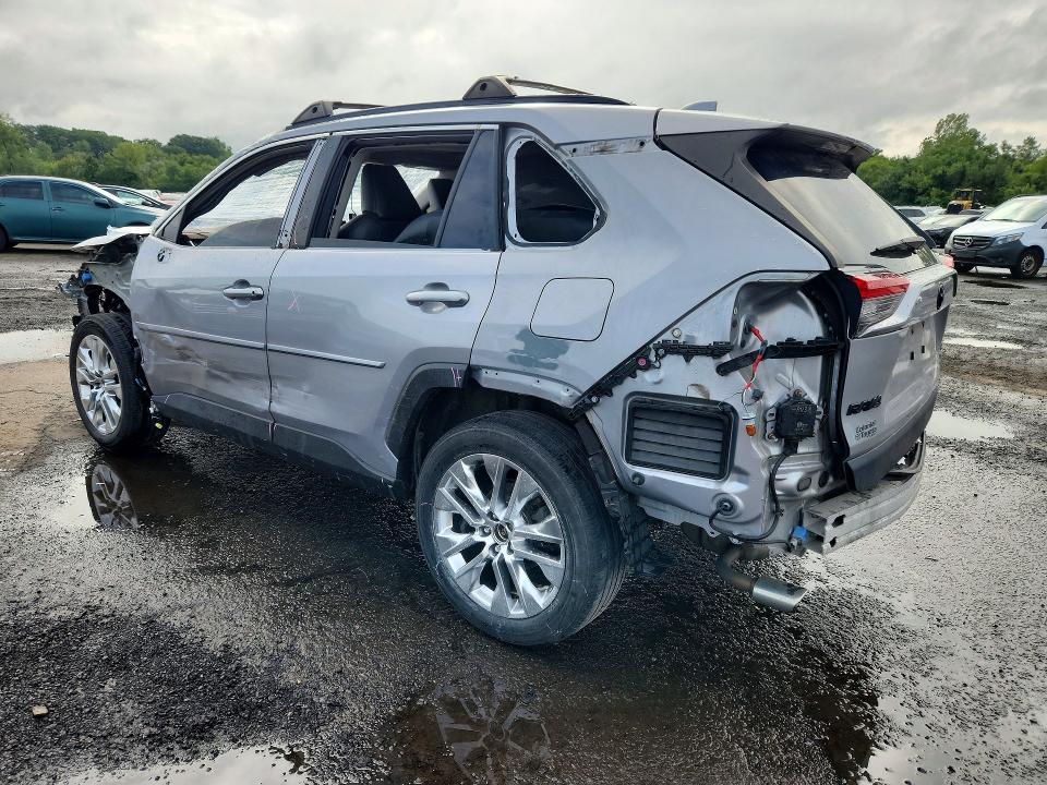 Photo 2 from auction – 2021 TOYOTA RAV4 with VIN JTMA1RFV7MD072613