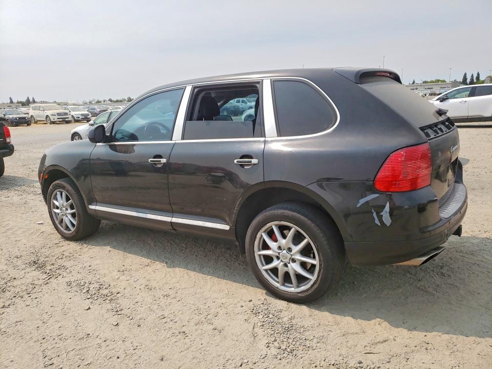 Photo 2 from auction – 2004 PORSCHE CAYENNE with VIN WP1AC29P14LA90138