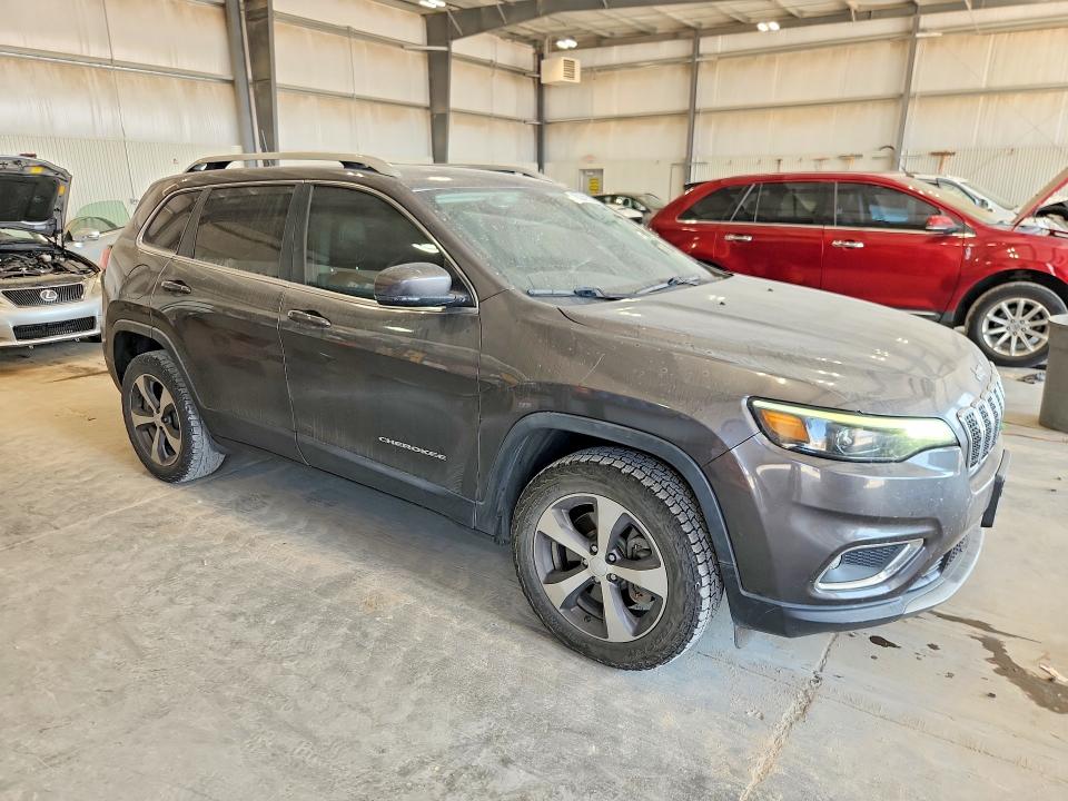 Снимка 4 от търг – 2019 JEEP CHEROKEE с VIN 1C4PJMDX1KD467577