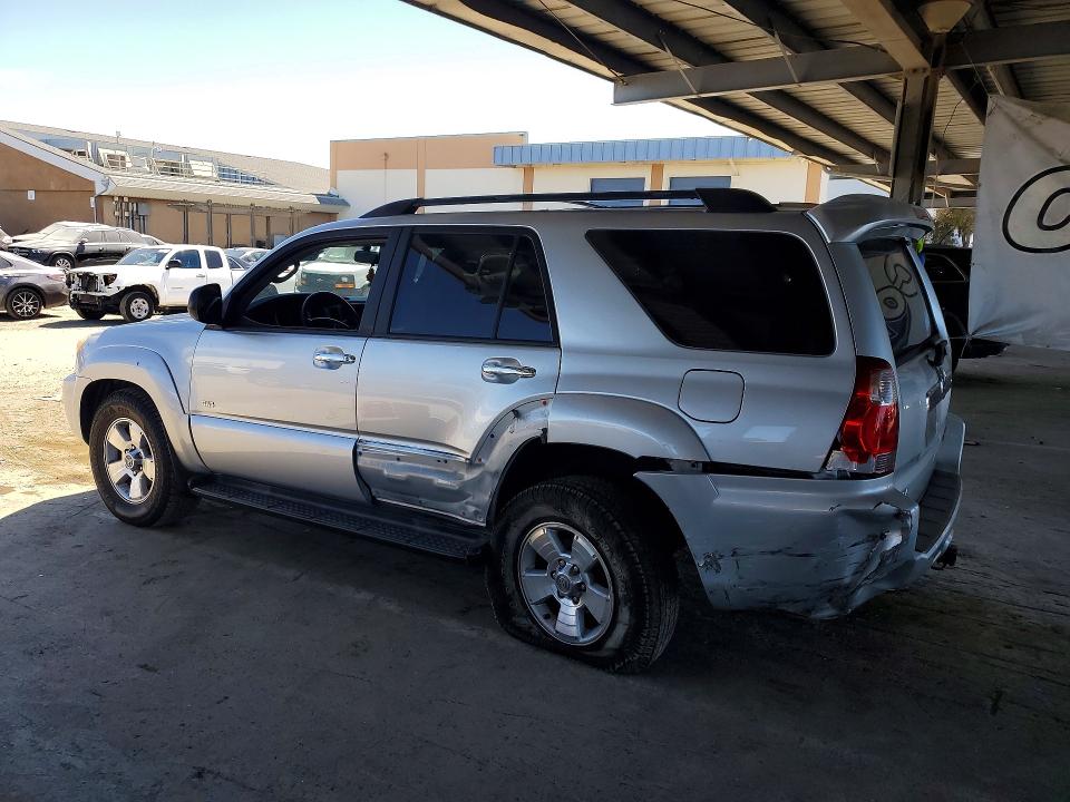 Photo 2 from auction – 2020 TOYOTA 4RUNNER with VIN JTEZU14R770085855