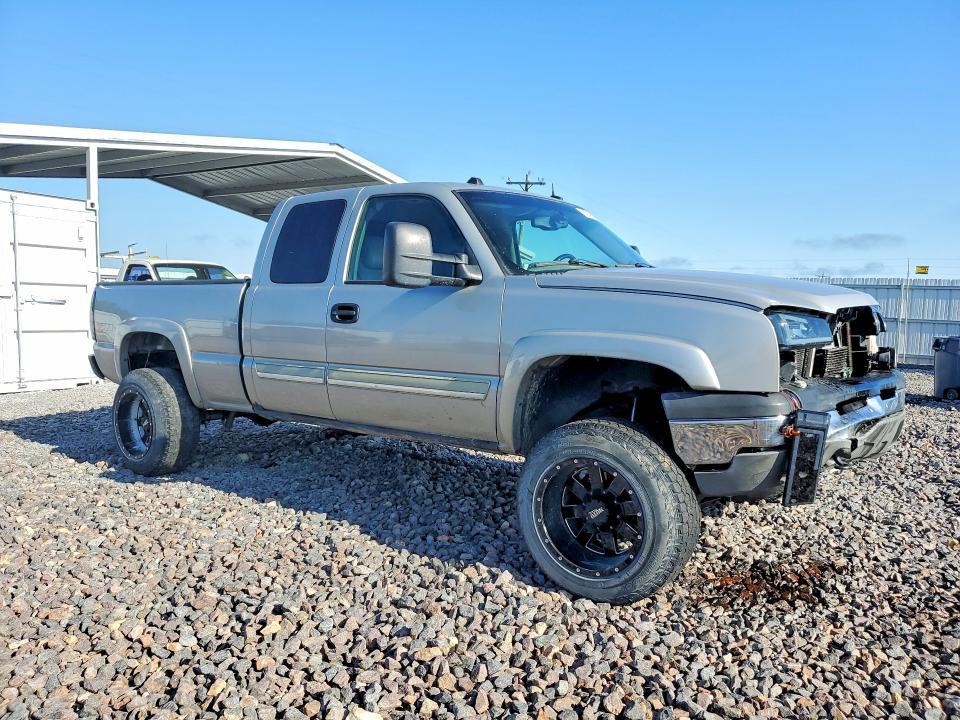 Photo 4 from auction – 2004 CHEVROLET SILVERADO with VIN 2GCEK19T341169166