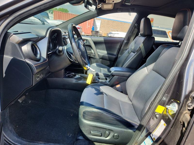 Photo 7 from auction – 2017 TOYOTA RAV4 with VIN JTMJFREV6HJ715267