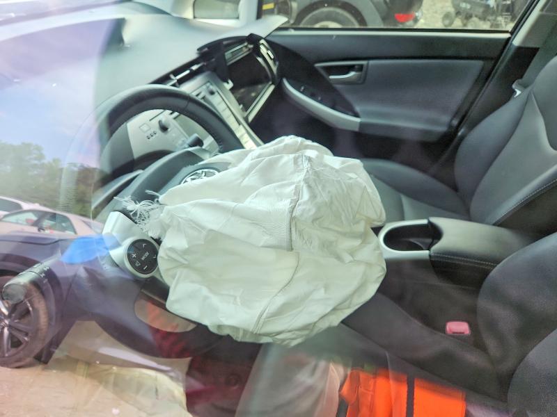 صورة رقم 8 من المزاد - 2012 TOYOTA PRIUS مع VIN JTDKN3DU0C5377010