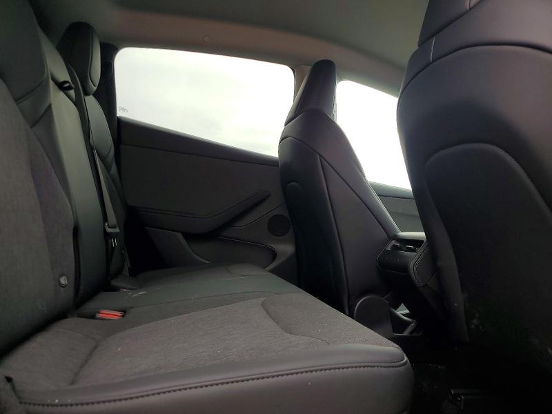 Снимка 10 от търг – 2026 TESLA MODEL Y с VIN 7SAYGDEE7TA663341