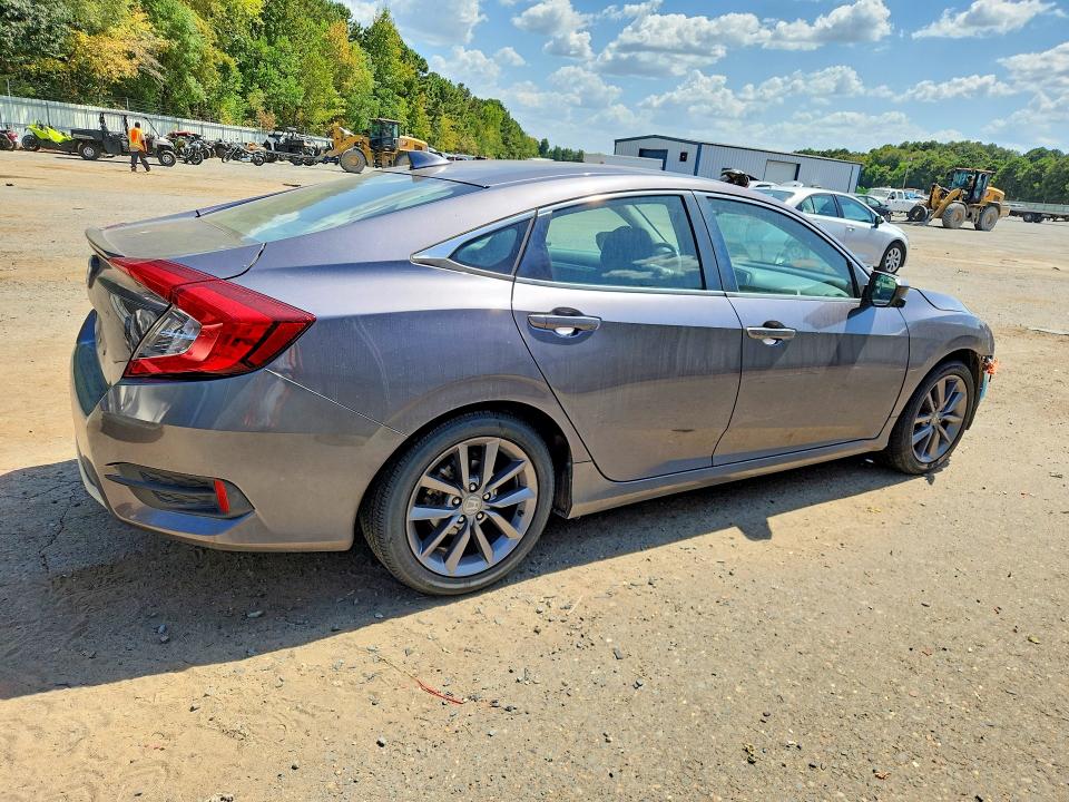 Photo 3 from auction – 2019 HONDA CIVIC with VIN 19XFC1F34KE016995