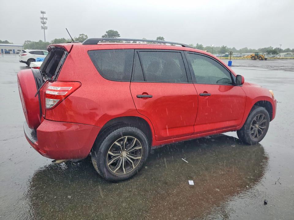 Photo 3 from auction – 2011 TOYOTA RAV4 with VIN 2T3JF4DV5BW086744