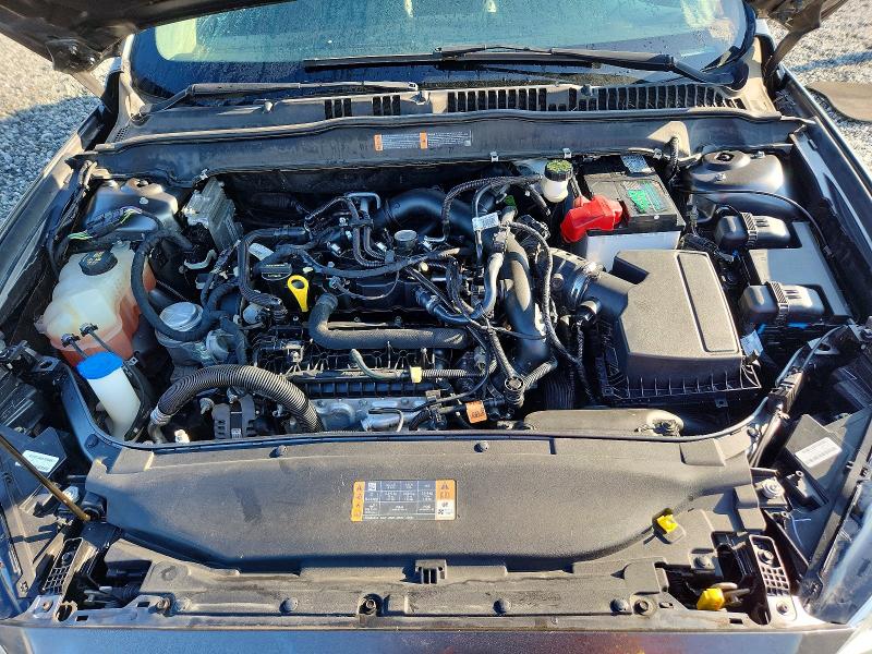 Photo 11 from auction – 2018 FORD FUSION with VIN 3FA6P0HD4JR258056