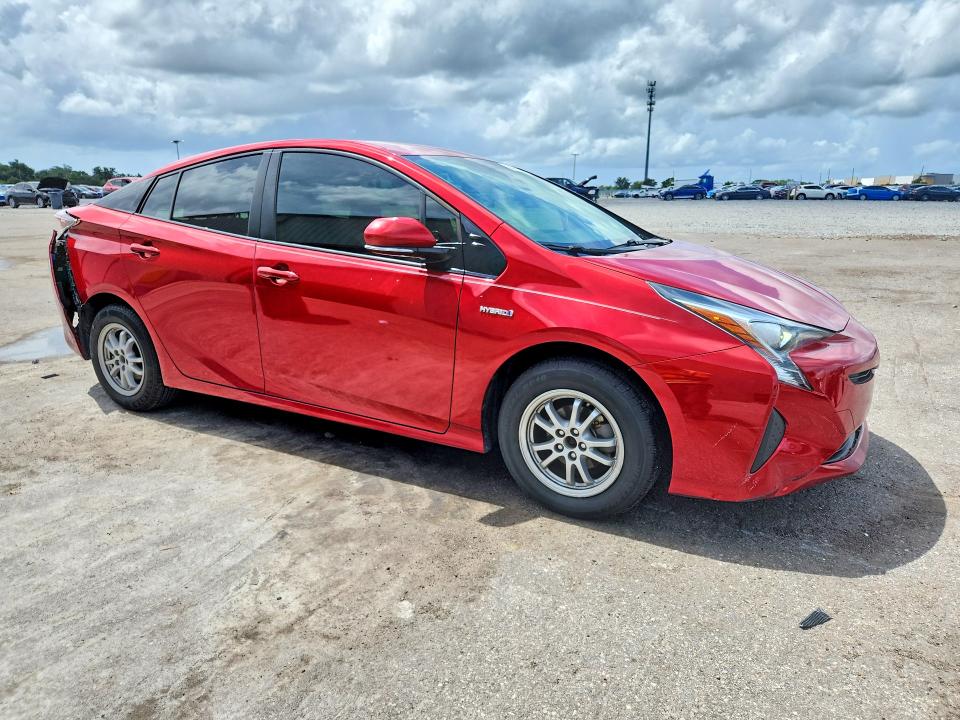 Photo 4 from auction – 2018 TOYOTA PRIUS with VIN JTDKARFU4J3067897