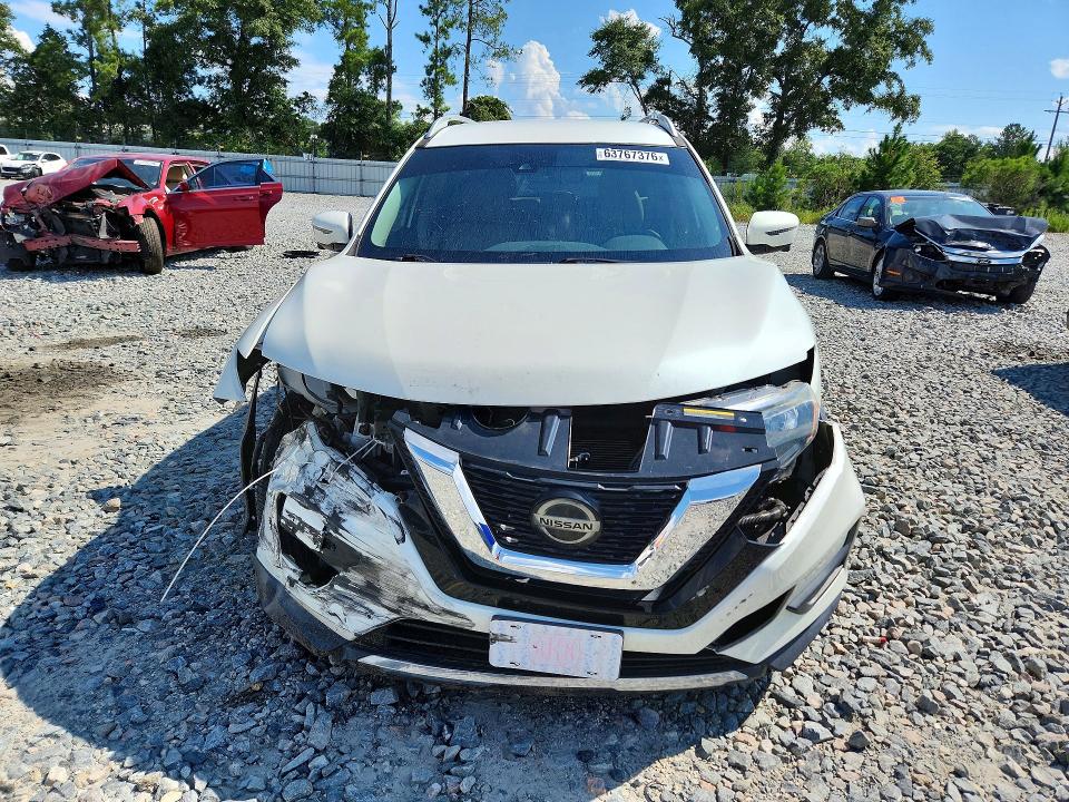 Photo 5 from auction – 2018 NISSAN ROGUE with VIN 5N1AT2MT0JC763787