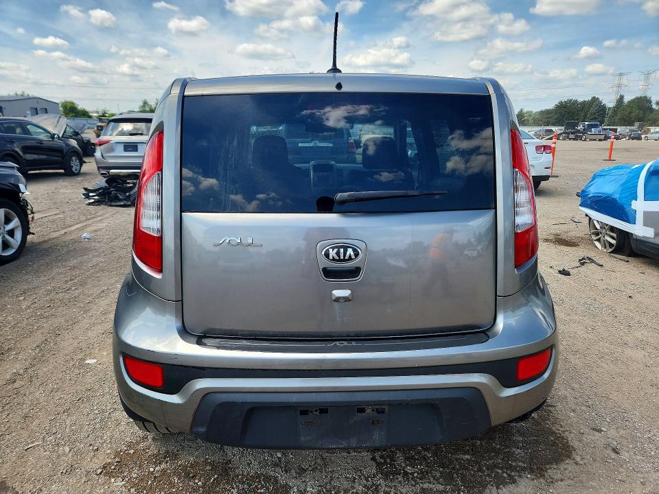 Photo 6 from auction – 2013 KIA SOUL with VIN KNDJT2A63D7525383